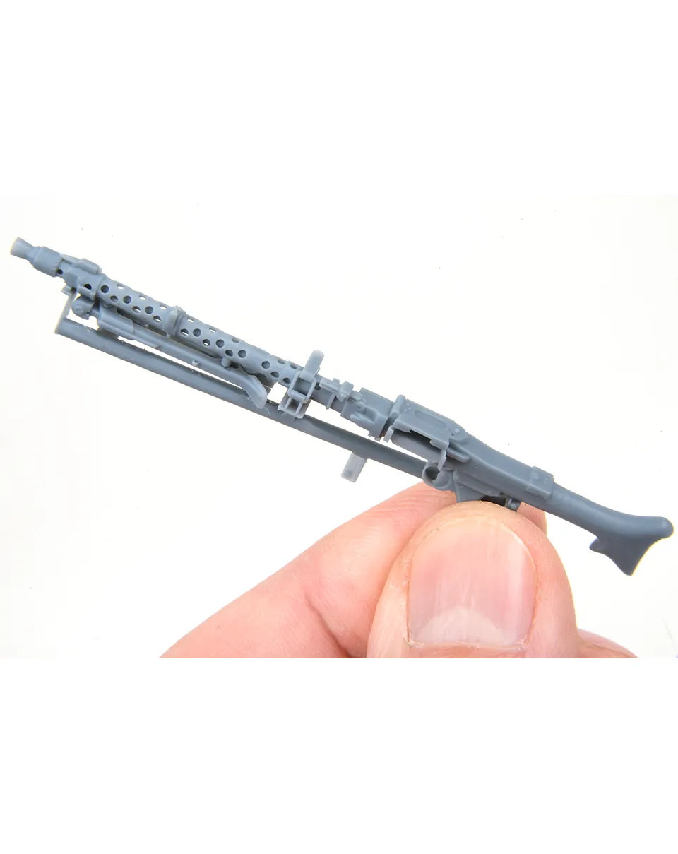 AFV Modeller 16257 MG34 con rotaia 1:16