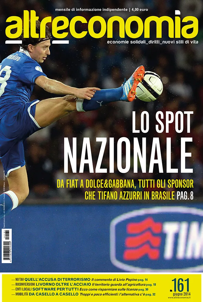 Altreconomia 161 Lo spot nazionale rivista calcio copia singola