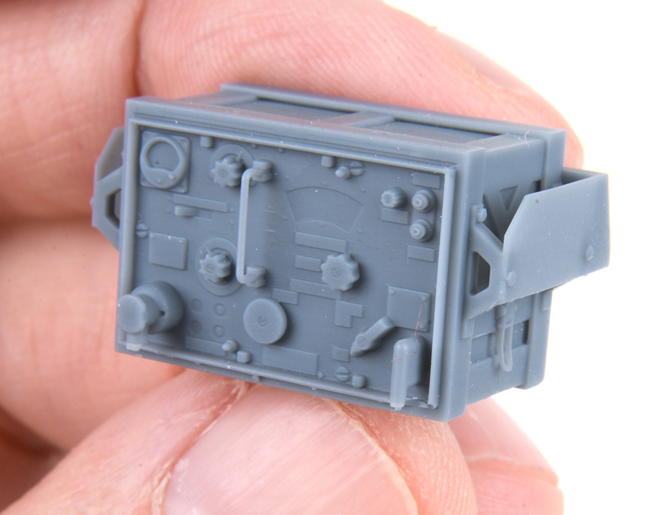 AFV Modeller 16371 Nashorn radio comando 1:16 dettaglio