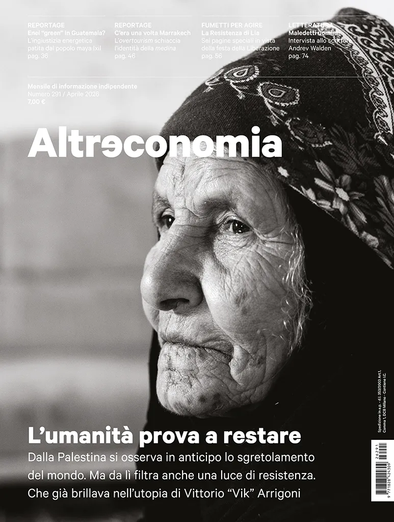 Altreconomia 291 L'umanità prova a restare rivista singola