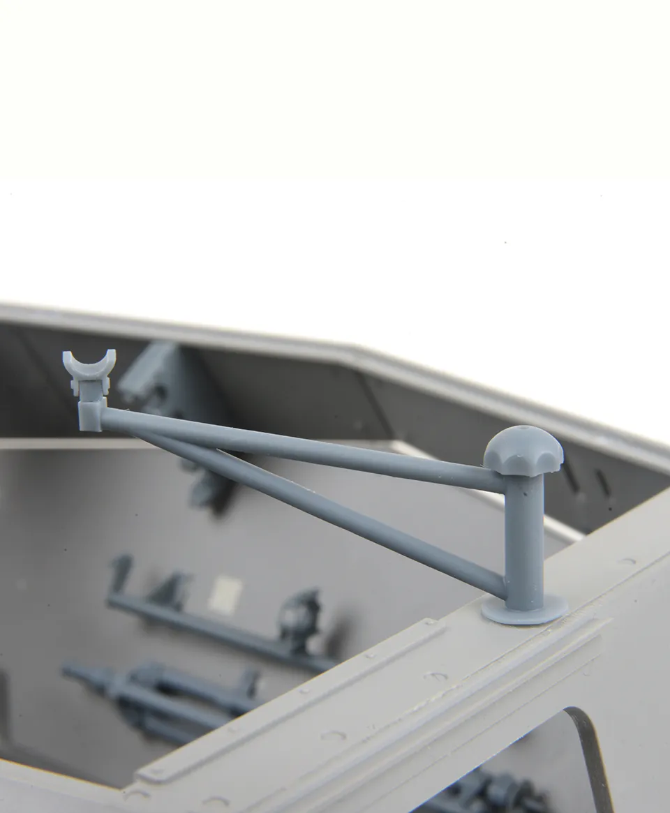 AFV Modeller 16303 Sd.Kfz. 250/251 supporto MG34 scala 1:16