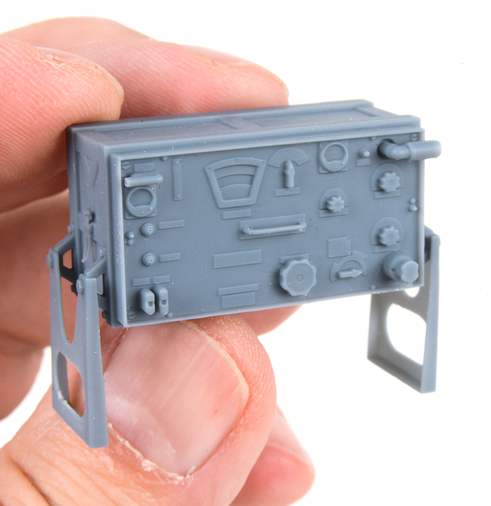 AFV Modeller 16371 Nashorn radio comando 1:16 dettaglio