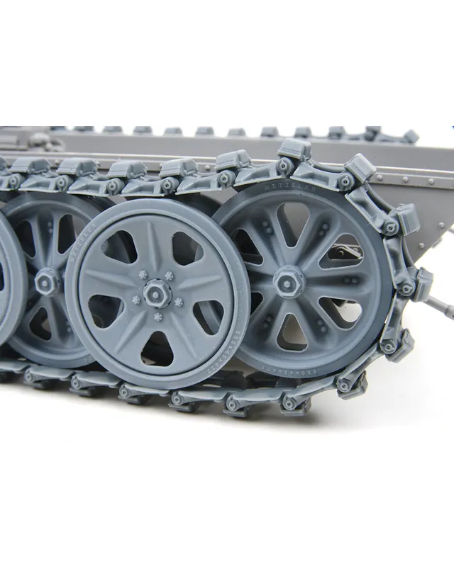 AFV Modeller 16244 Sd.Kfz. 250 kit dettaglio 1:16 ruote corrette