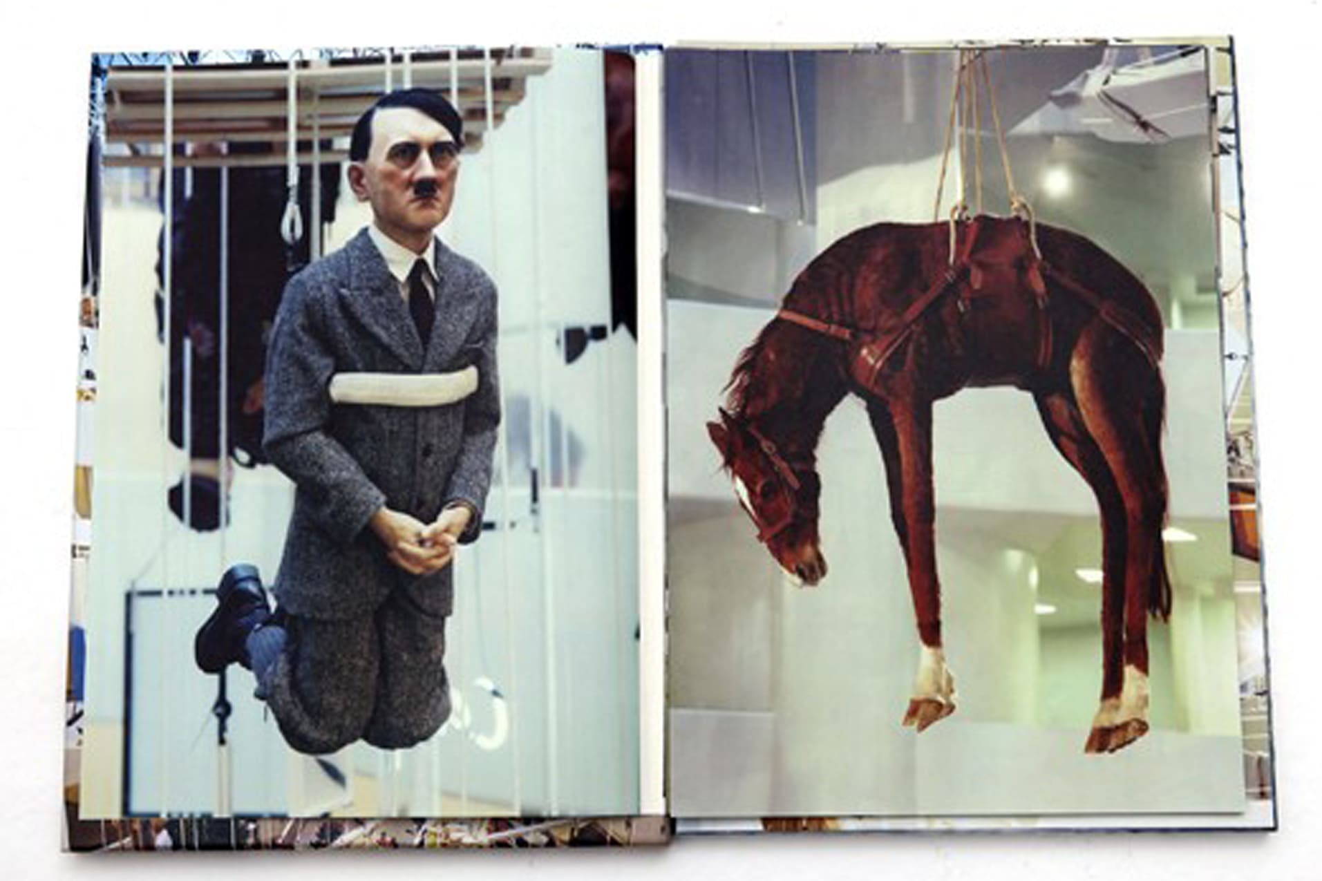 Toiletpaper Maurizio Has Left the Building libro cofanetto