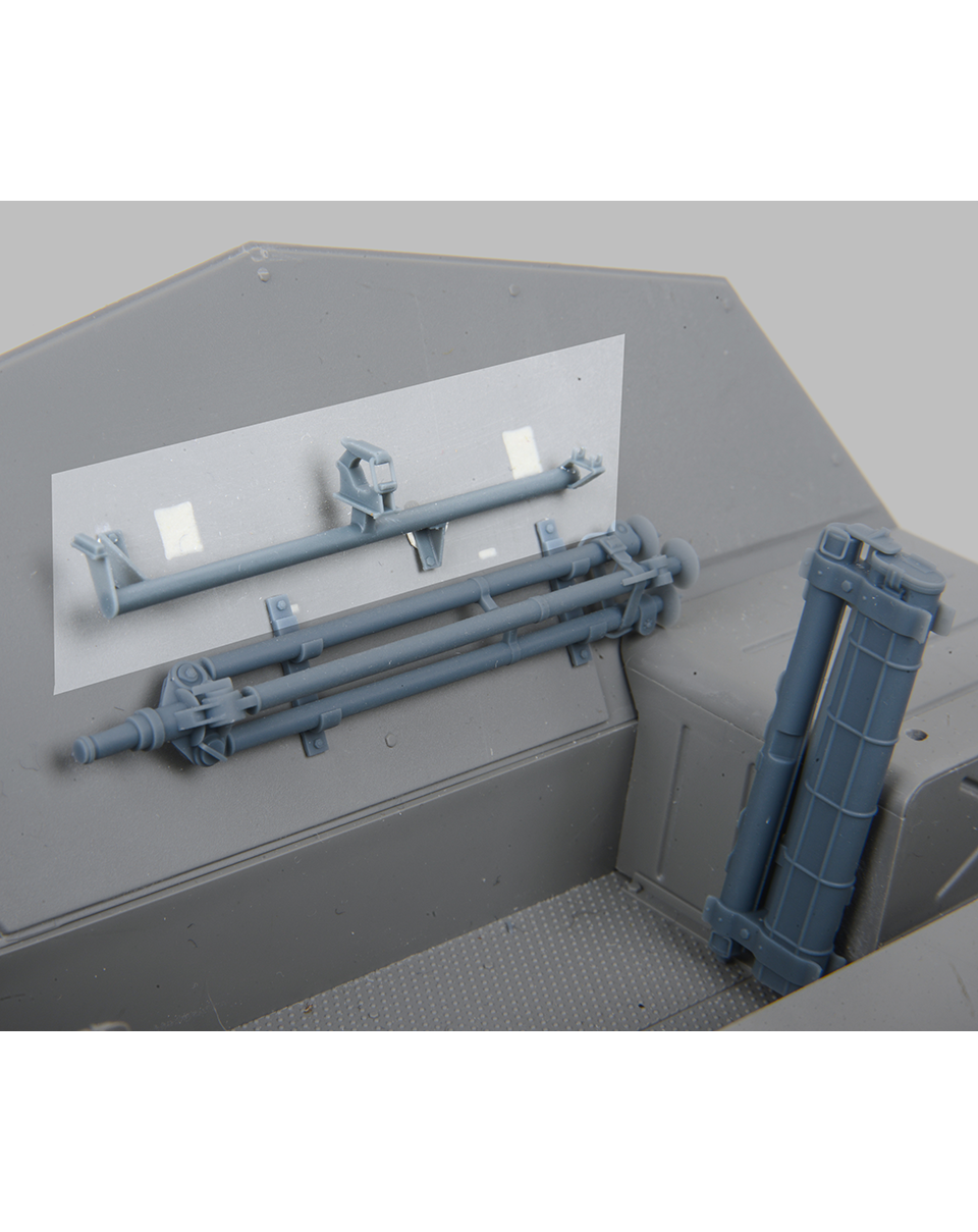 AFV Modeller 16261 MG34 Stowage Rail 1:16 dettaglio