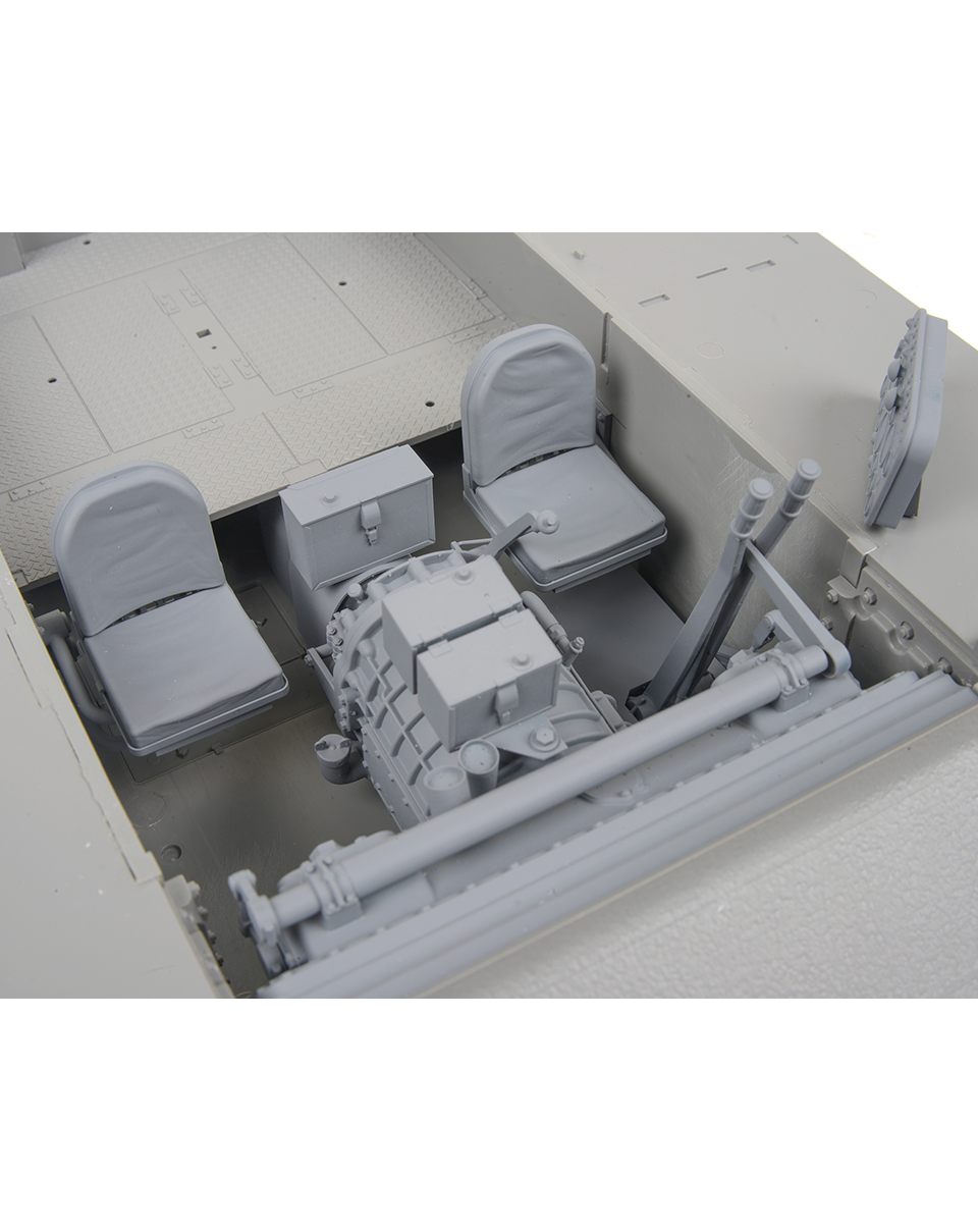 AFV Modeller 16153 dettaglio 1:16 M10 Achilles interni