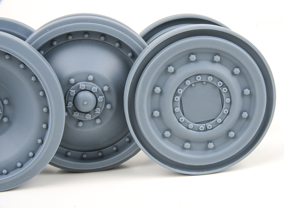 AFV Modeller 16313 dettaglio 1:16 Panther MAN Steel Roadwheel