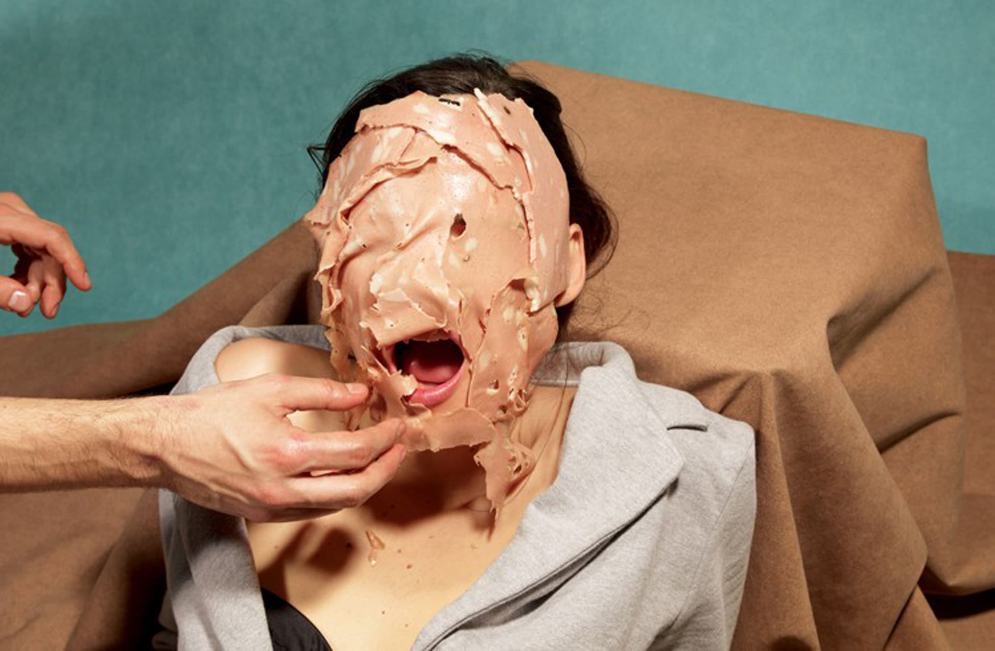 TOILETPAPER Magazine N.3 rivista illustrata