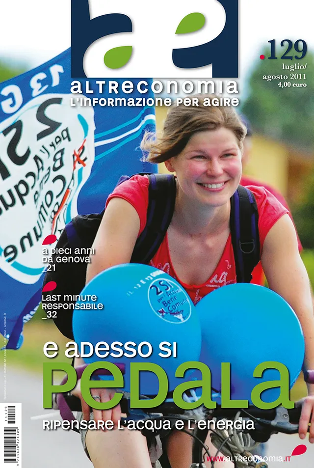 Altreconomia 129 E ora si pedala rivista copia singola bici
