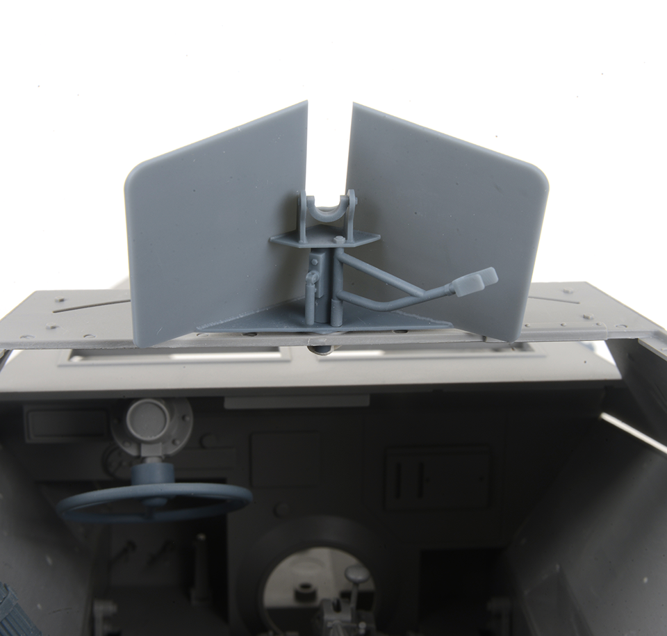 AFV Modeller 16300 dettaglio 1:16 Sd.Kfz. 250 MG34 scudo singolo