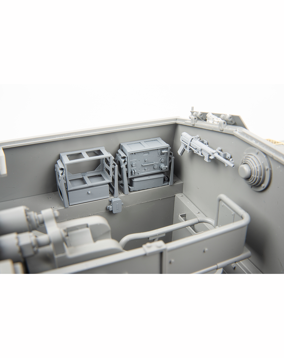 AFV Modeller 16067 Stug III Radio Racks dettaglio 1:16