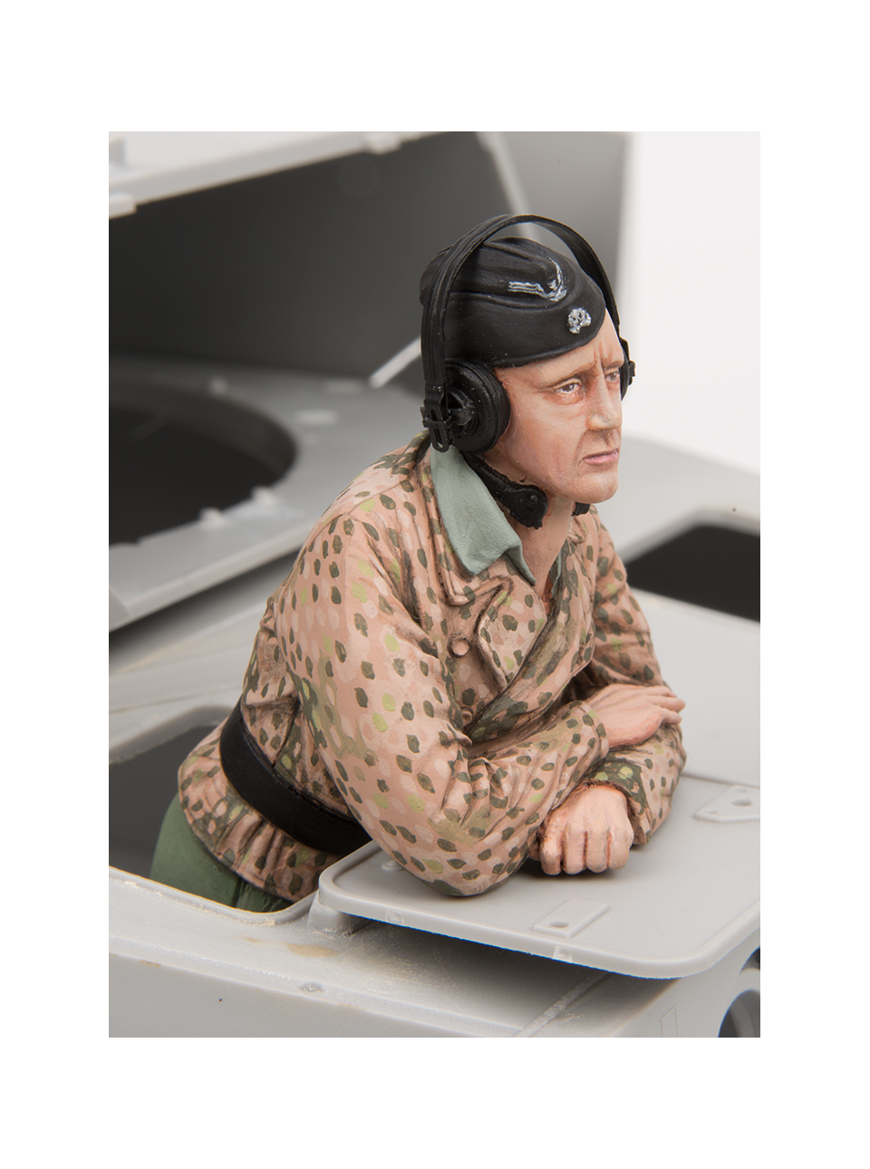 AFV Modeller Panzer IV Crew figurino 1:16 radio operatore