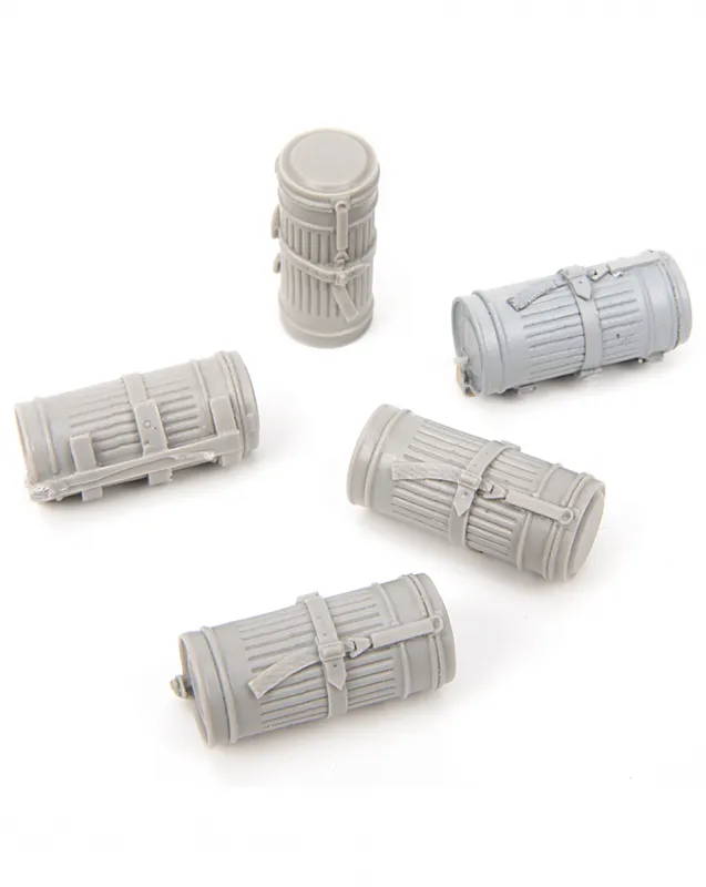 AFV Modeller 1:16 German Gasmask Case set dettagli resina