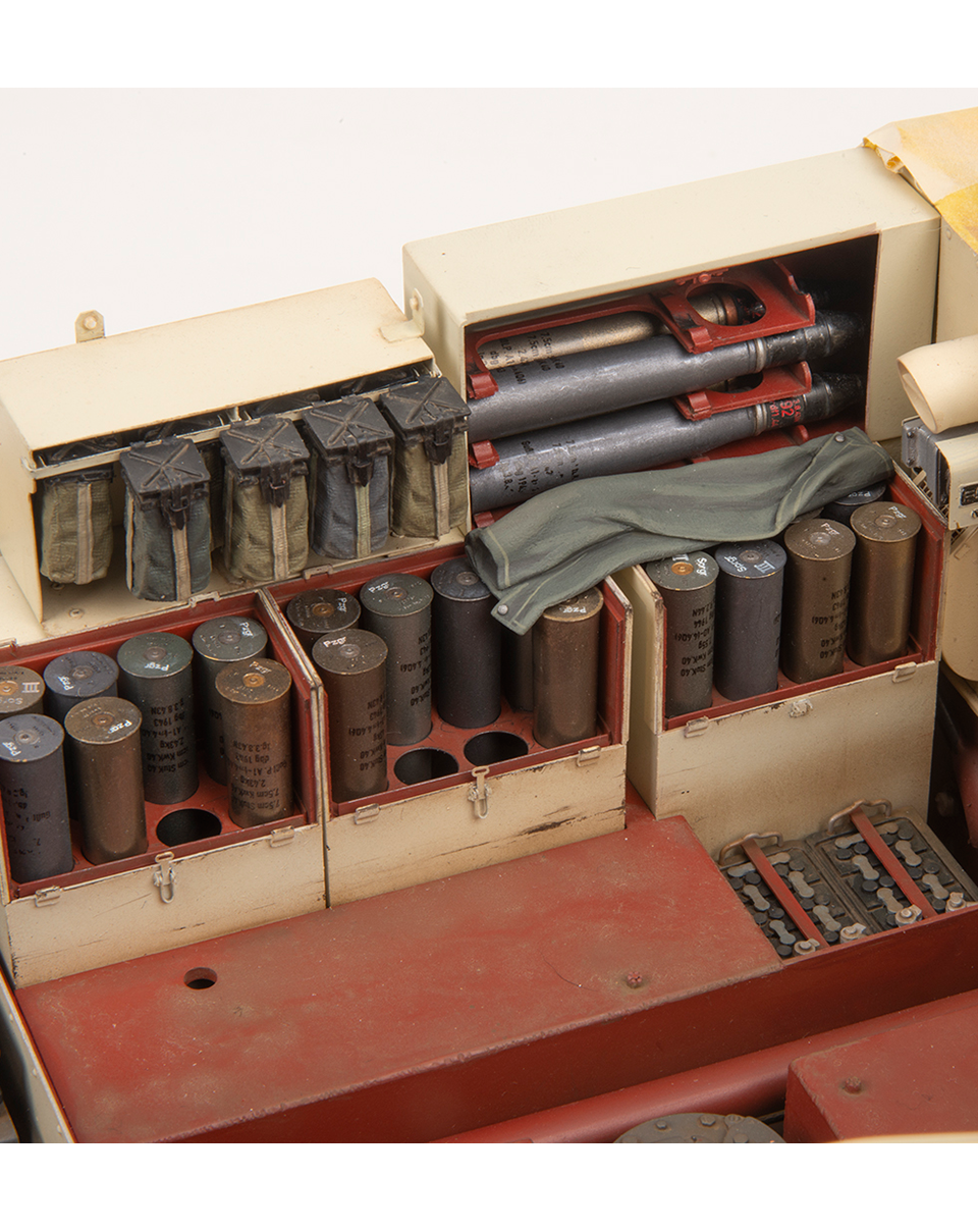 AFV Modeller cover portelli munizioni Panzer IV 1:16