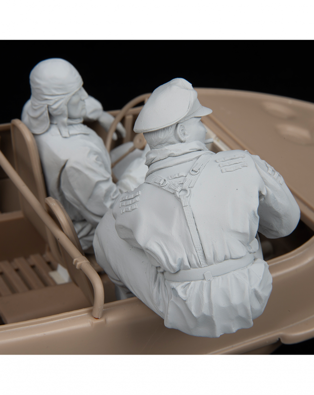 AFV Modeller Ardennes Schwimmwagen Crew figure 1:16