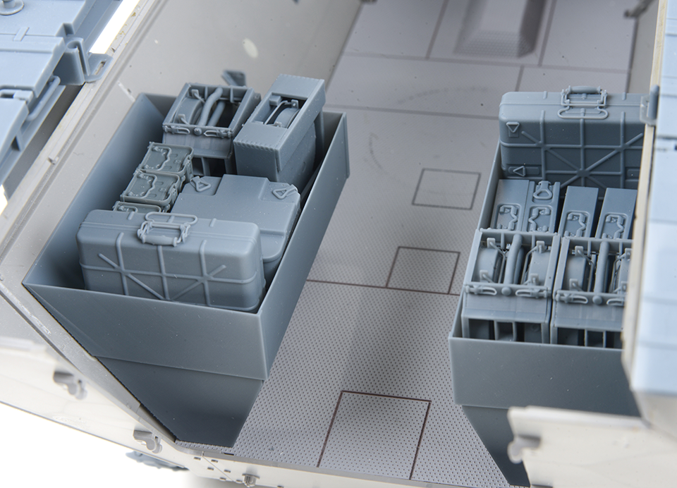 AFV Modeller 16341 1:16 Sd.Kfz. 251/7 Pioneerpanzerwagen Interior Stowage Set