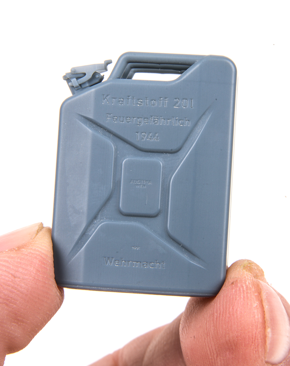AFV Modeller 16150 1:16 Jerrycan Late taniche x4 modellismo