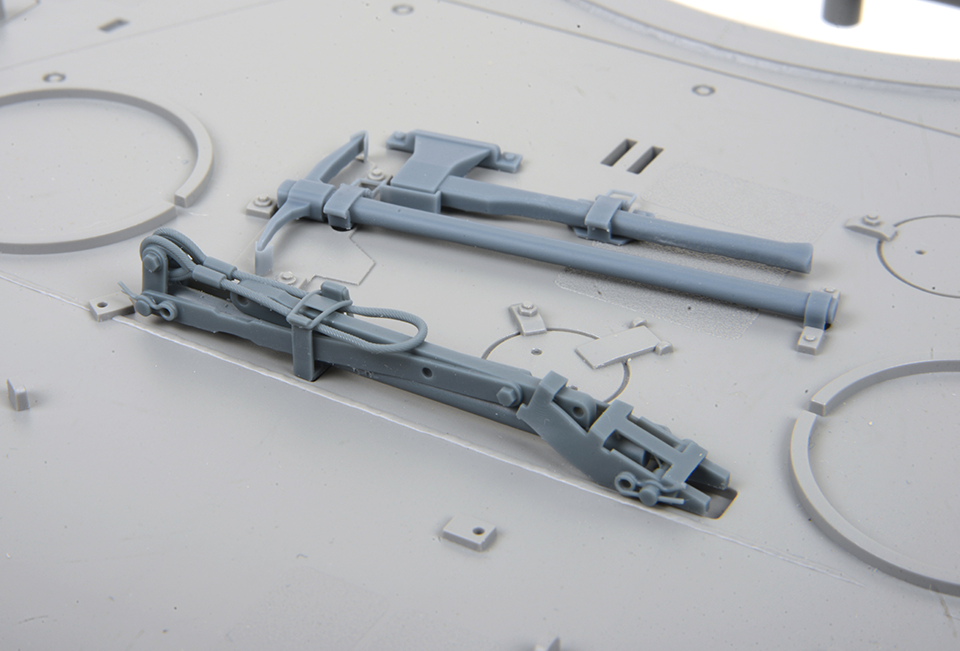 AFV Modeller 16285 set attrezzi 1:16 Leopard 2A7V