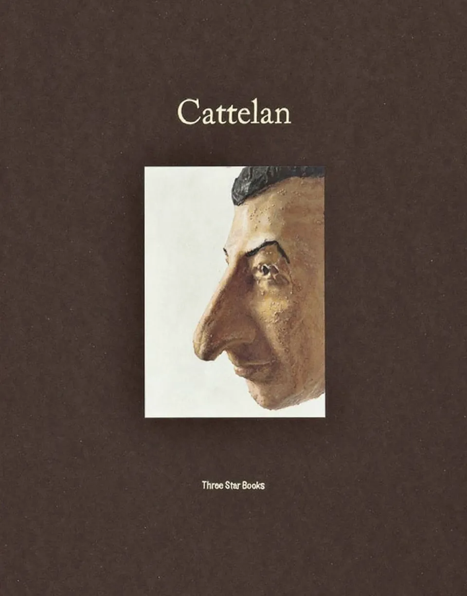 Toiletpaper The Three Qattelan libro 32,5x43 cm