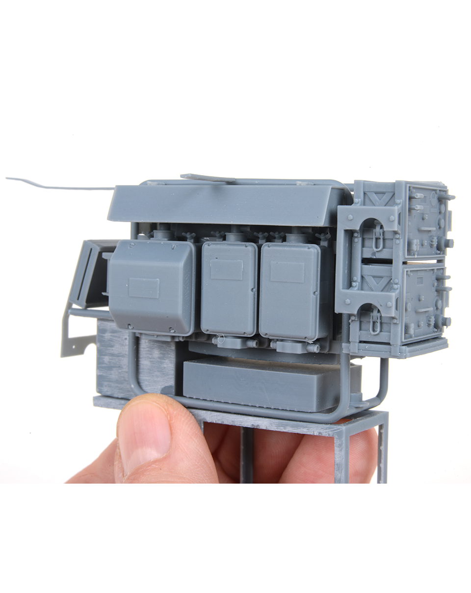 AFV Modeller 16142 Sd.Kfz. 251/3 kit dettaglio 1:16 radio