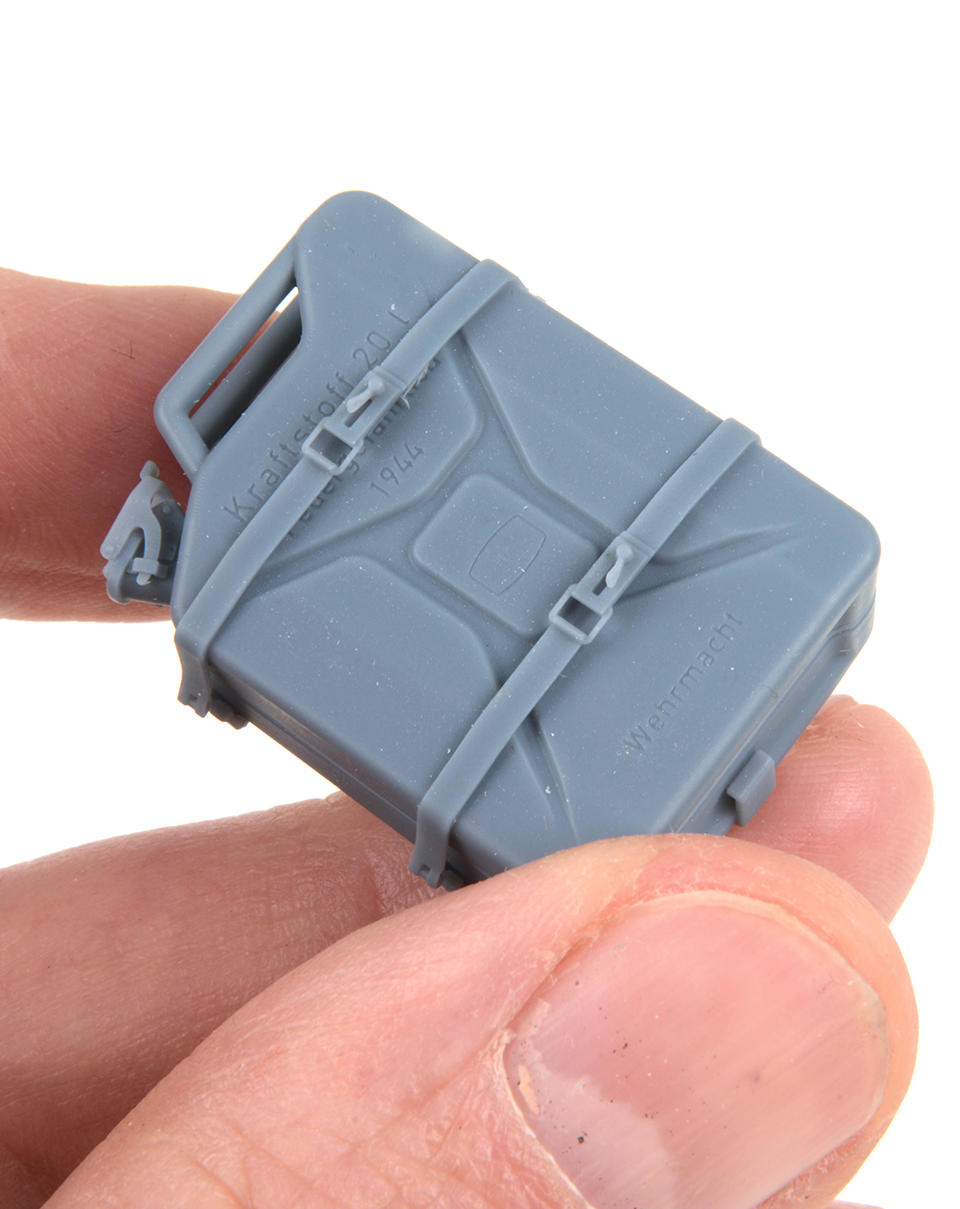 AFV Modeller 16179 Sd.Kfz.234 Puma taniche 1:16 dettaglio