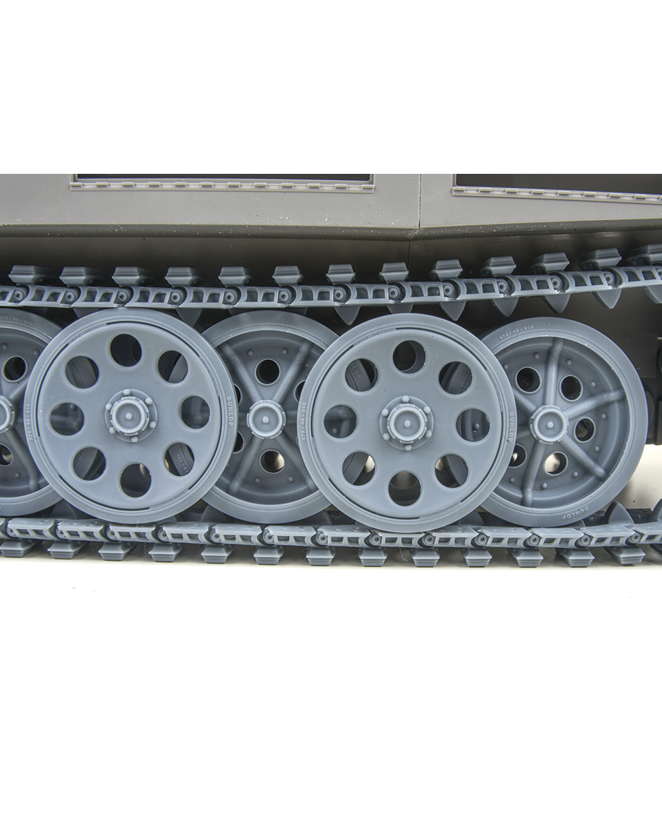 AFV Modeller 16147 Sd.Kfz. 251 ruote kit dettaglio Das Werk 1:16