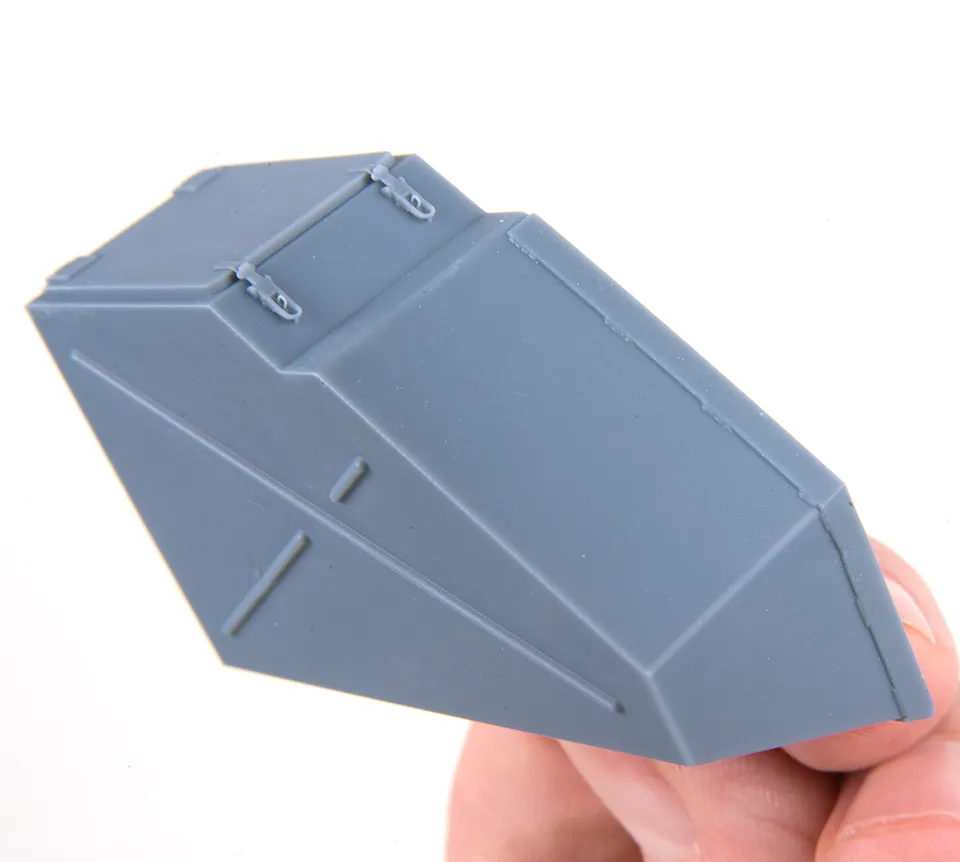 AFV Modeller 16378 Baule 1:16 Panther Jagdpanther Destro