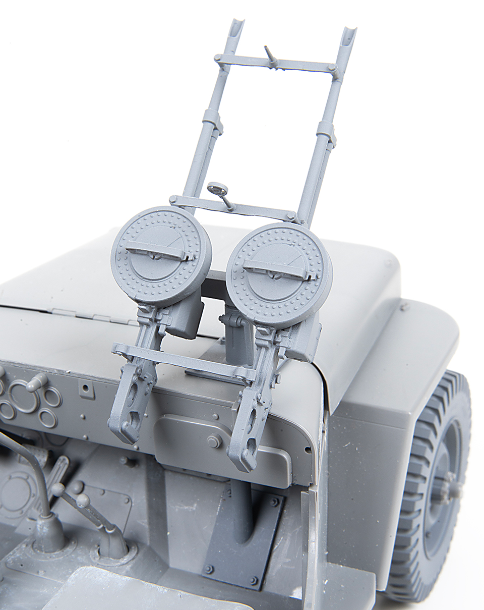AFV Modeller 16082 1:16 Vickers K Twin LRDG Mount dettaglio