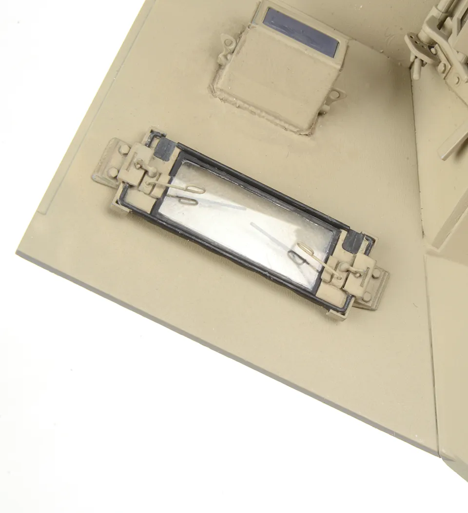 AFV Modeller 16286 Sd.Kfz. 251 parabrezza 1:16 stivato 3D
