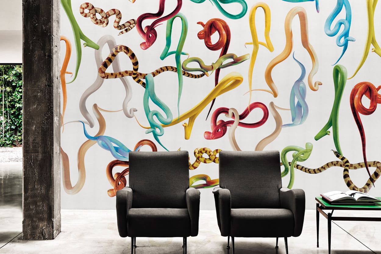 TOILETPAPER Snakes Storm carta da parati Oro 400x310 cm