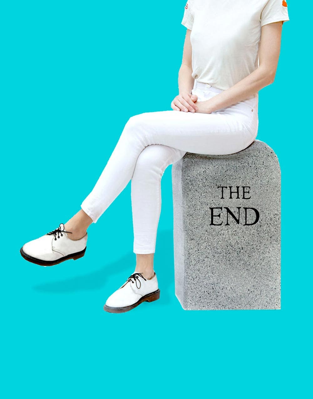 TOILETPAPER The End seduta lapide Gufram in poliuretano