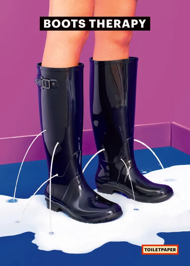 TOILETPAPER Poster Boots poster 50x70cm carta opaca 150g